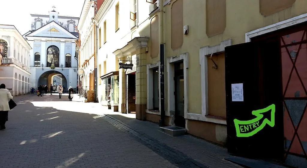 Hostelgate-1